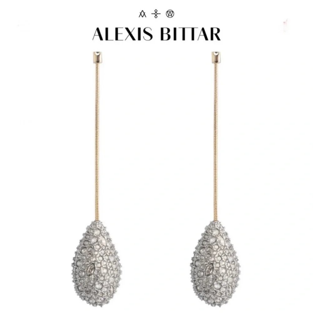 Alexis Bittar description elegant